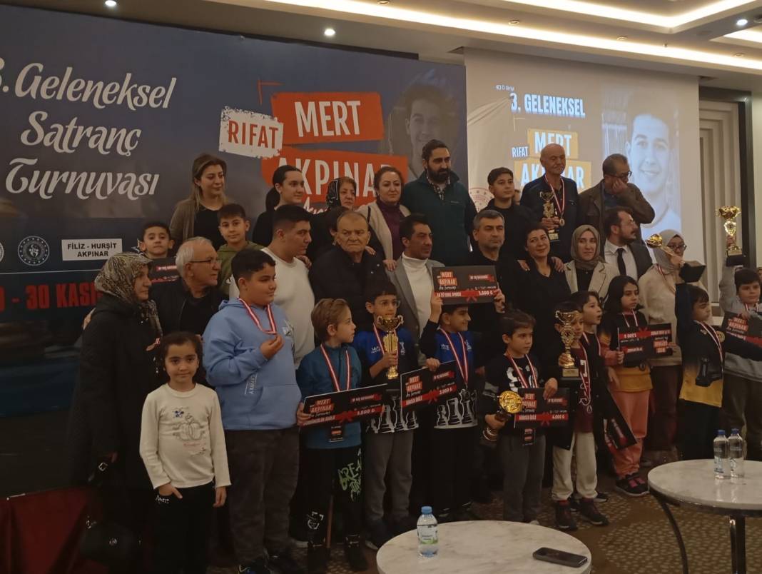 Konya'da Mert Akpınar Anı Satranç Turnuvası tamamlandı 2